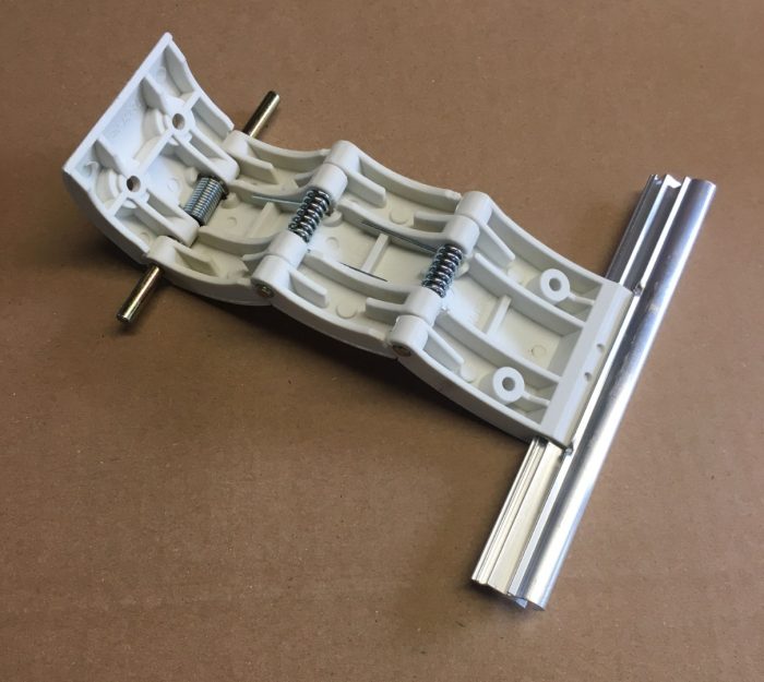 77mm-lath-roller-door-locking-strap-3-segment-white-a2655