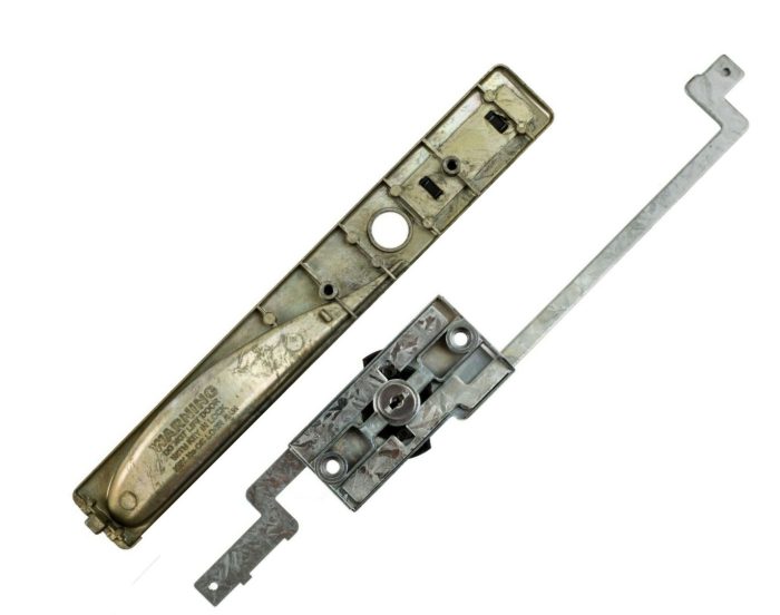 B-D-Deluxe-Lock-2-1
