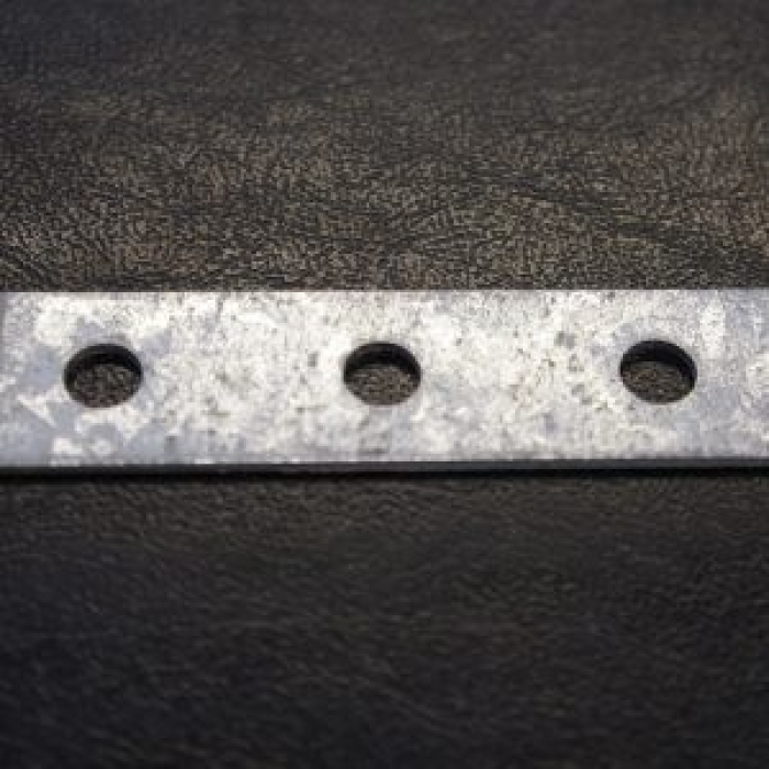 Filuma Filuma 3 Hole Metal Cable Plate